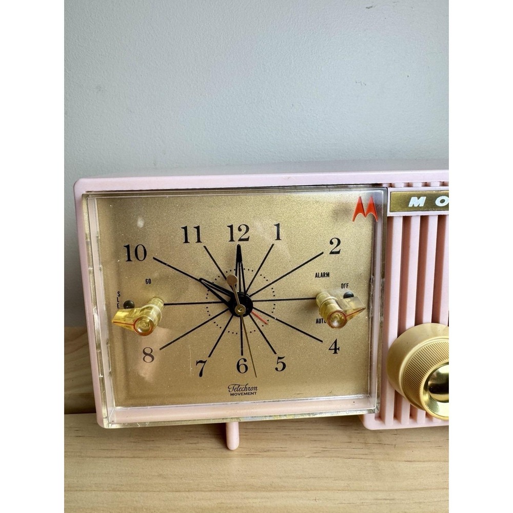 VTG Pricilla Pink Motorola 57CF Alarm Clock AM Radio 1950s Sputnik Retro Works - Picture 10 of 13